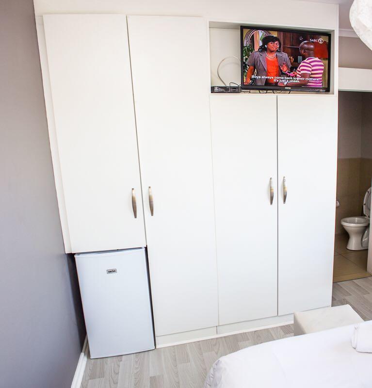 Mulenvo Guest House Bloubergstrand Ngoại thất bức ảnh
